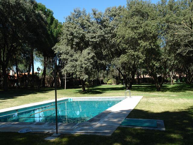 PISCINAS